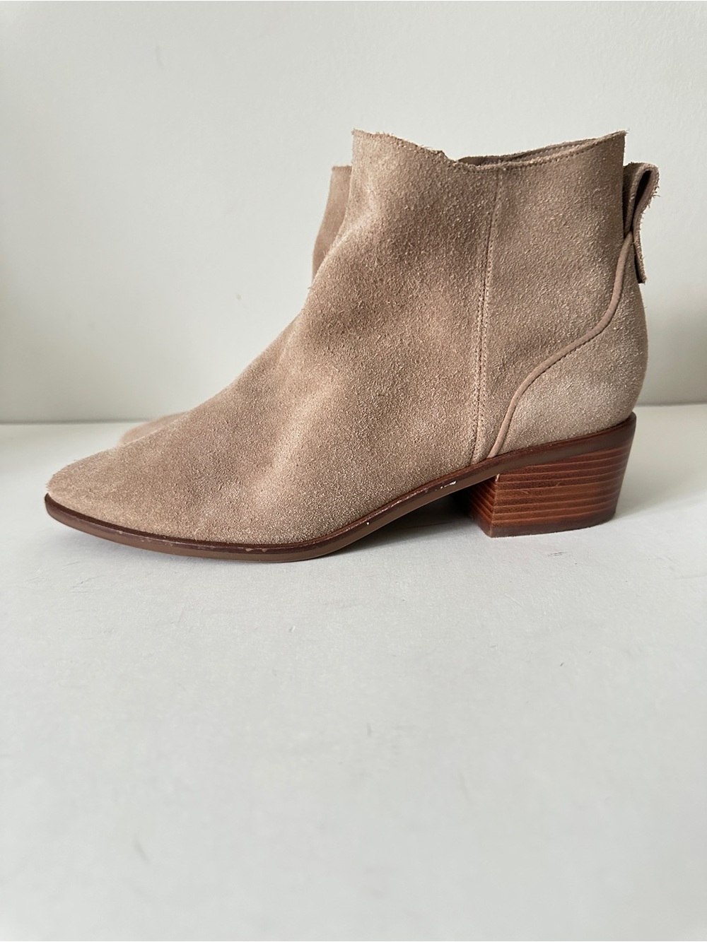Cole Haan Vayda Tan Suede Women's Ankle Booties, Sz 8.5